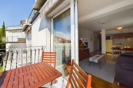 Crikvenica - stan drugi red do mora, Crikvenica, Appartment