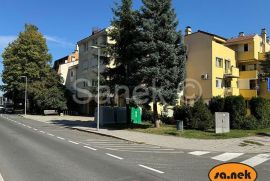 Trosoban stan u centru Samobora, Samobor, Apartamento