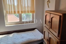 Crikvenica stan u centru sa parkingom, Crikvenica, Appartement