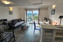 Crikvenica stan sa balkonom i pogledom na more, Crikvenica, Appartment