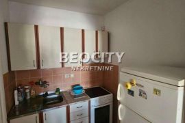 Novi Sad, Grbavica, Bulevar cara Lazara, 1.0, 37m2, Novi Sad - grad, Appartement