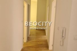 Novi Sad, Petrovaradin, Preradovićeva, 2.5, 66m2, Novi Sad - grad, Appartement