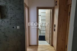 Novi Sad, Petrovaradin, Preradovićeva, 2.0, 40m2, Novi Sad - grad, Appartement