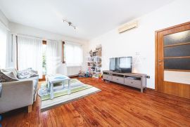 Zagreb, Gračani, odličan trosoban stan NKP 92,06 m2, garaža, Zagreb, Daire