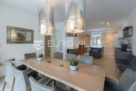 Istra, Pula, potpuno renovirana austrougarska Villa u srcu Pule, Pula, بيت