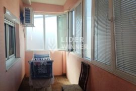 2.0 sređen stan, top lokacija ID#121120, Vračar, Appartment