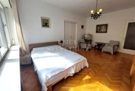 STAN, NAJAM, ZAGREB, CENTAR, 165 m2, 5-soban, Gornji Grad - Medveščak, Apartamento