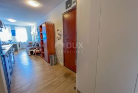 OPATIJA, CENTAR - predivan stan 2S+DB s terasom i parkingom u centru Opatije, 150m od glavne ulice, Opatija, Appartment