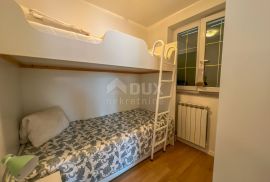 OPATIJA, CENTAR - predivan stan 2S+DB s terasom i parkingom u centru Opatije, 150m od glavne ulice, Opatija, Appartment