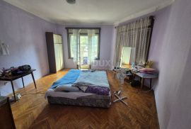 PULA, CENTAR - Stan sa 4 spavaće sobe, terasa, Pula, Apartamento