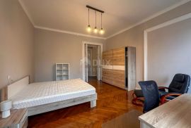 RIJEKA, CENTAR - adaptirani 4S+DB u strogom centru, Rijeka, Kвартира