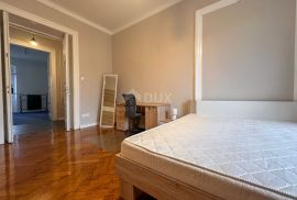 RIJEKA, CENTAR - adaptirani 4S+DB u strogom centru, Rijeka, Kвартира