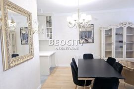 Novi Sad, Centar, Radnička, 4.0, 130m2, Novi Sad - grad, Apartamento