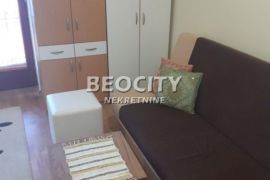 Novi Sad, Cara Dušana, Cara Dušana, 0.5, 28m2, Novi Sad - grad, Apartamento