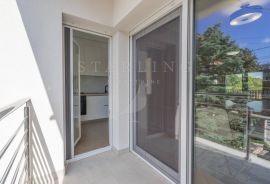 STAN, NAJAM, ZAGREB, REMETE, 118 m2, 4-soban, Maksimir, Flat