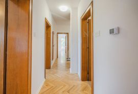 STAN, NAJAM, ZAGREB, REMETE, 118 m2, 4-soban, Maksimir, Wohnung