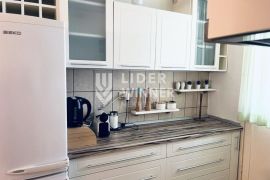 3.0 stan za izdavanje, 600e, Save Kovačević ID#7778, Zemun, Appartement