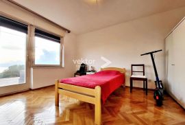 Kostrena, dva stana s okućnicom i garažom, pogled na more, Kostrena, Appartment