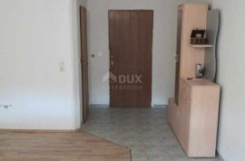 OPATIJA, POBRI - prostrana garsonjera s velikom lođom, Opatija - Okolica, Appartement