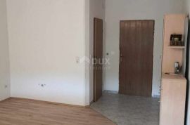 OPATIJA, POBRI - prostrana garsonjera s velikom lođom, Opatija - Okolica, Appartment