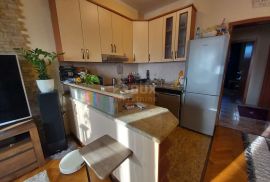 OPATIJA, MATULJI - 2S+DB, 60m2, na odličnoj lokaciji s zasebnim ulazom i okućnicom, Matulji, Apartamento