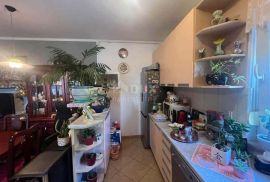 ZAMET - stan sa garažom i pogledom na more, Rijeka, Appartement