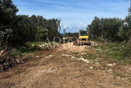 Pag, građevinsko zemljište 50m od mora, Jakišnica, Novalja, Terrain