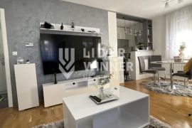 2.0 stan na top lokaciji ID#11914, Zemun, Appartment