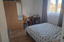 Odličan stan sa 4S+DB na prodaju, Pula, Istra, Pula, Appartement