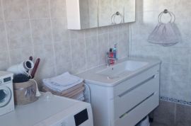 Odličan stan sa 4S+DB na prodaju, Pula, Istra, Pula, Apartamento