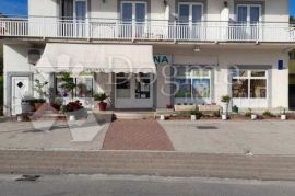 VODICE  4 APARTMANA U ZGRADI BLIZU MORA I CENTRA GRADA, Vodice, Appartement