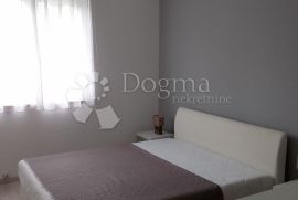 Moderna kuća, 3 stambene jedinice, Borik - Zadar, Zadar, Casa