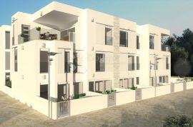 VODICE STAN SA DVORIŠTEM NADOMAK MORA  DX6, Vodice, Apartamento