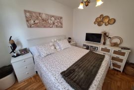 GRAD KRK - APARTMAN NA PRODAJU, SAMO U DOGMI!, Krk, Appartment