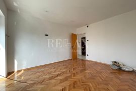 Crikvenica - renovirani stan s pogledom, Crikvenica, Appartment