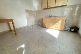 Crikvenica - renovirani stan s pogledom, Crikvenica, Appartement