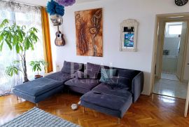 Šijana trosoban stan 83m2 ,kompletno uređen !, Pula, Flat