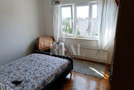 Šijana trosoban stan 83m2 ,kompletno uređen !, Pula, Appartment