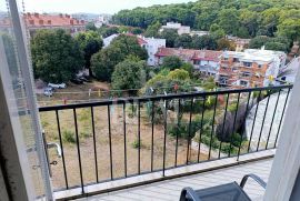 Šijana trosoban stan 83m2 ,kompletno uređen !, Pula, Appartment