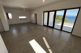 KRK - PENTHOSE U NOVOGRADNJI 20 M OD PLAŽE!, Krk, Appartment