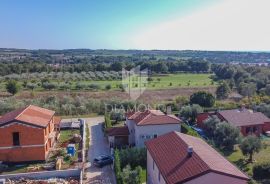 Novigrad, okolica! Predivna vila u izgradnji 700 m od mora!, Novigrad, House