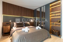 Istra, Rovinj, najam dvosobnog luksuznog stana NKP 76m2 na top lokaciji, Rovinj, Flat