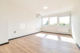 Zagreb, Folnegovićevo naselje, kompletno adaptiran trosoban stan NKP 68,40m2, Zagreb, Wohnung