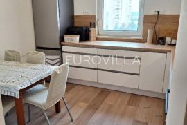 Pula, Šijana, 2SS + DB, NKP 64 m2 - lift, Pula, Appartement