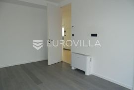 Krk, dvosoban stan s terasom i pogledom na more, 82.15 m², Krk, Appartment