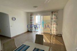 Opatija-Ičići, Prekrasan 3 sobni stan s pogledom na more za dugoročni najam, Opatija - Okolica, Wohnung