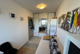 Dva apartmana na traženoj lokaciji, Pula, Istra, Pula, Appartement