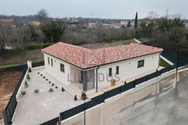 Prizemnica sa bazenom, Cetinići, 3S+DB, Marčana, House