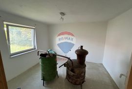 KUĆA 36m2, SPREMNA ZA RENOVACIJU, MIRNA LOKACIJA, IVANIĆ DESINIĆKI, House