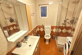 CRIKVENICA - Uređeni apartman s pogledom na more!, Crikvenica, Flat